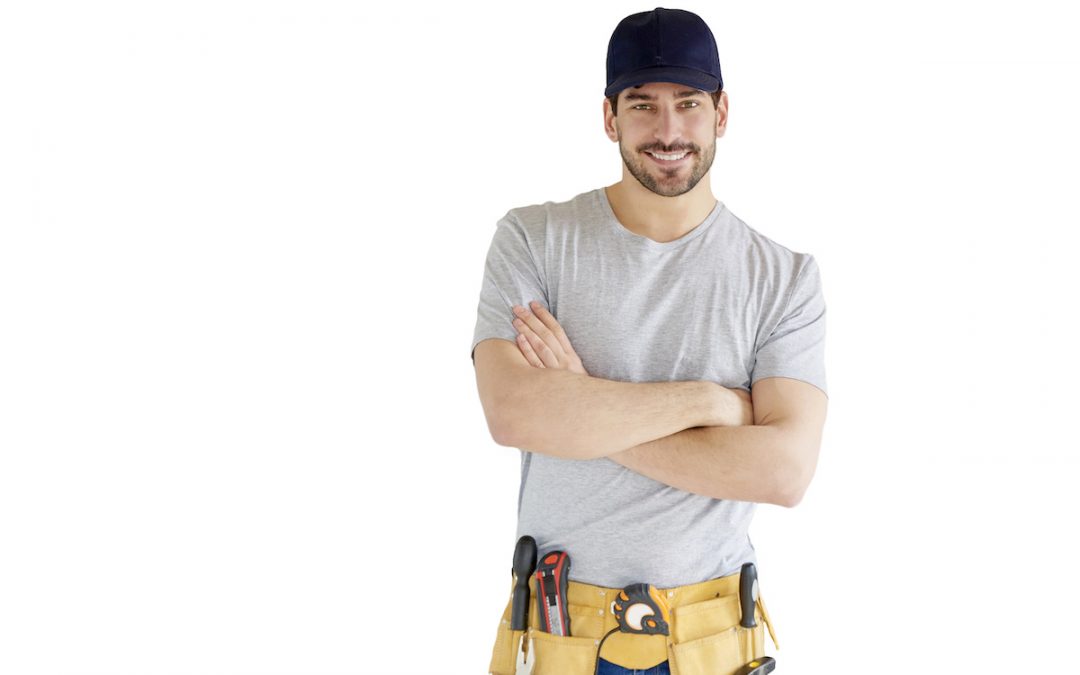 Should I Hire a Handyman for my Roof Repair?