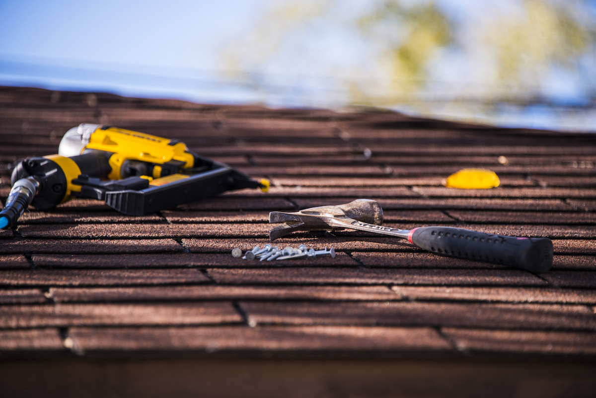 6-considerations-that-affect-the-cost-of-a-roof-repair-tampa-florida