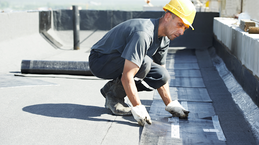 Sealing a Leaking Flat Roof: A Comprehensive Guide to Repair and Installation
